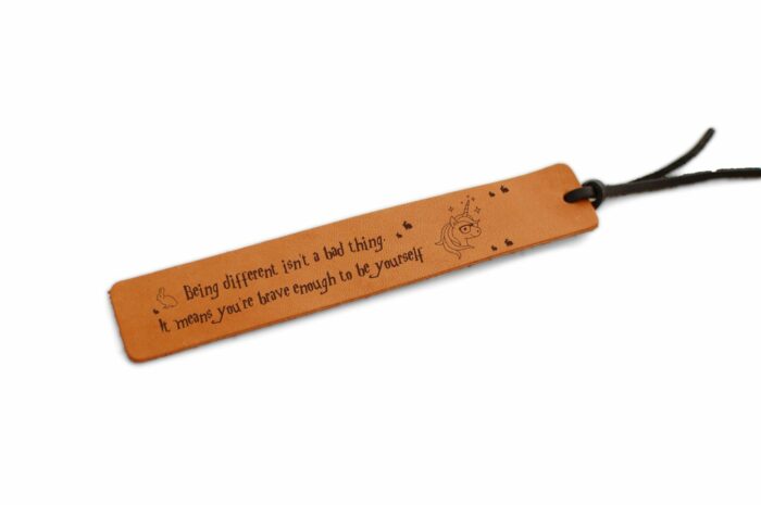 книгоразделител естествена кожа